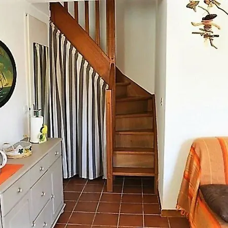 Maison Le Lavandou, 2 Pieces, 4 Personnes - Fr-1-251-183 Holiday home Le Lavandou